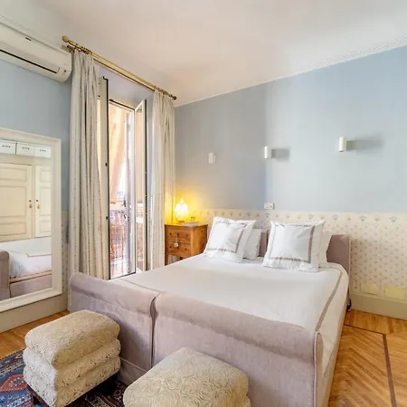 Casa D'epoca Con Vista Su Piazza Dante